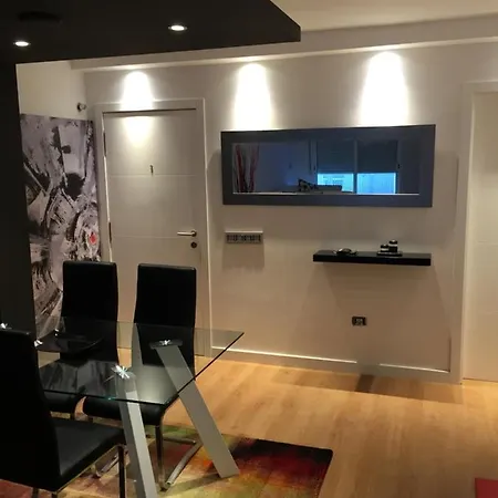 Piso Moderno En Apartmán
